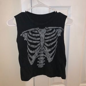 Skull brandy tank